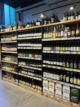 385-biocoop-grasse-les-pois-bio-magasin-biere-brasserie-local.webp
