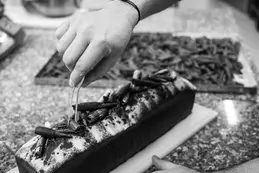 385-biocoop-grasse-les-pois-bio-magasin-cake-chocolat-patisserie-gourmandise-local.webp