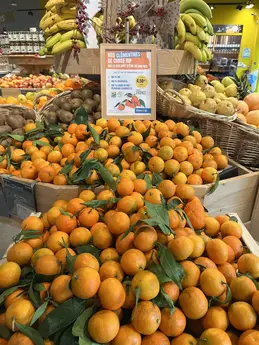 385-biocoop-grasse-les-pois-bio-magasin-clementine-banane-pomme-poire-fruit-saison-local.webp