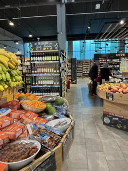 385-biocoop-grasse-les-pois-bio-magasin-fruit-sec-confit-saison.webp