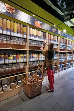 385-biocoop-grasse-les-pois-bio-magasin-vrac-panier-cereale-legumineuse-environnement.webp